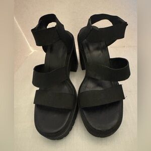 Funky Chunky Forever 21 Block Heel Sandals Size 9